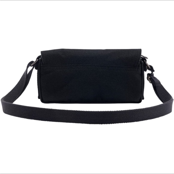 Carhartt Legacy Women's Essentials Crossbody Bag and Waist Pouch - Picture 3 of 6